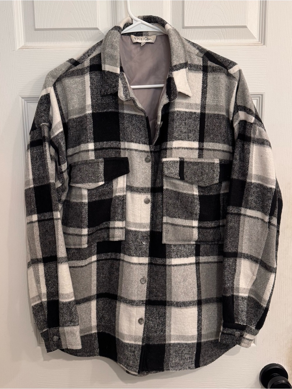 VICI x Amber Black & White Plaid Shacket - Lightweight Shirt Jacket - Size SMALL